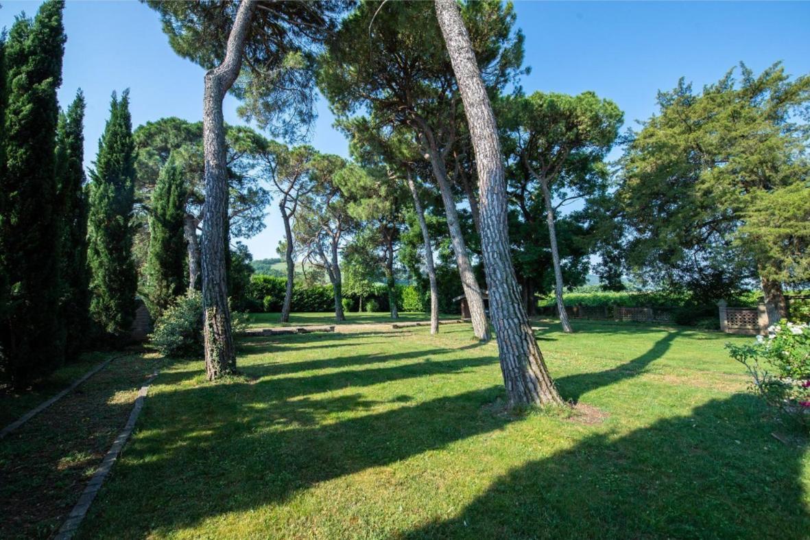 Villa Ottocentesca Immersa Nel Verde Montecavolo Εξωτερικό φωτογραφία