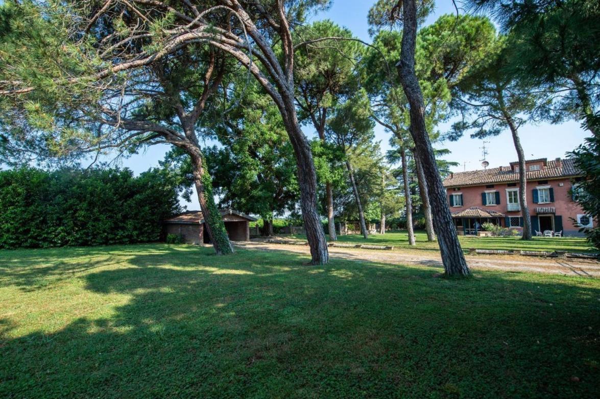 Villa Ottocentesca Immersa Nel Verde Montecavolo Εξωτερικό φωτογραφία
